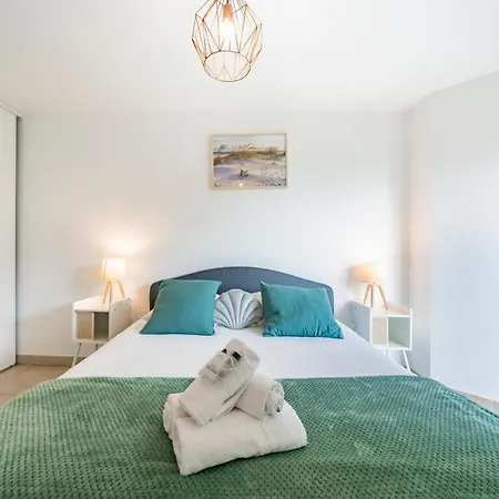 Vue Mer & Tour Odeon - Terrasse - Parking - Bj Apartman *